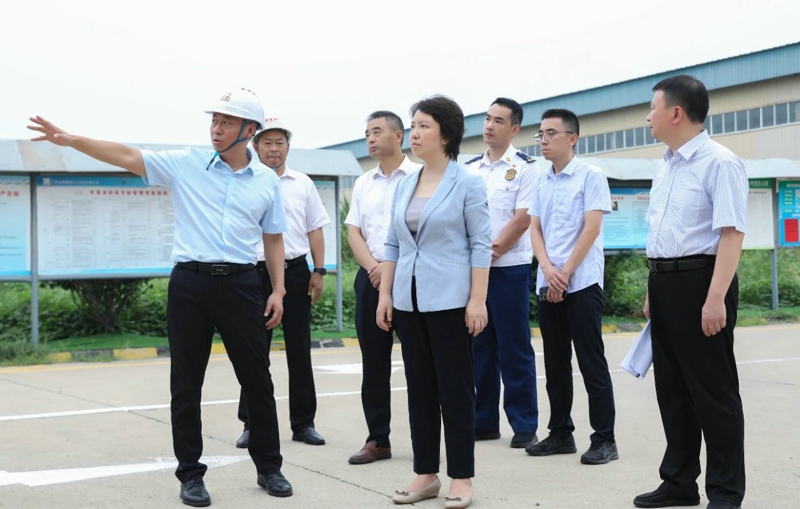 沈曉紅調(diào)研工業(yè)企業(yè)發(fā)展和安全生產(chǎn)工作...